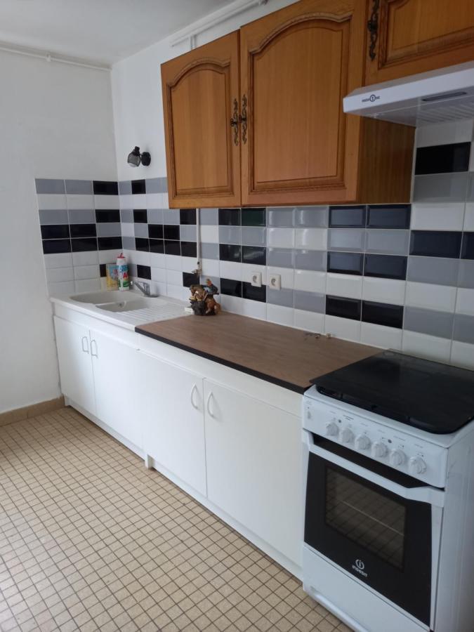 Spacieux Appartement 4 Pieces Бове Екстериор снимка