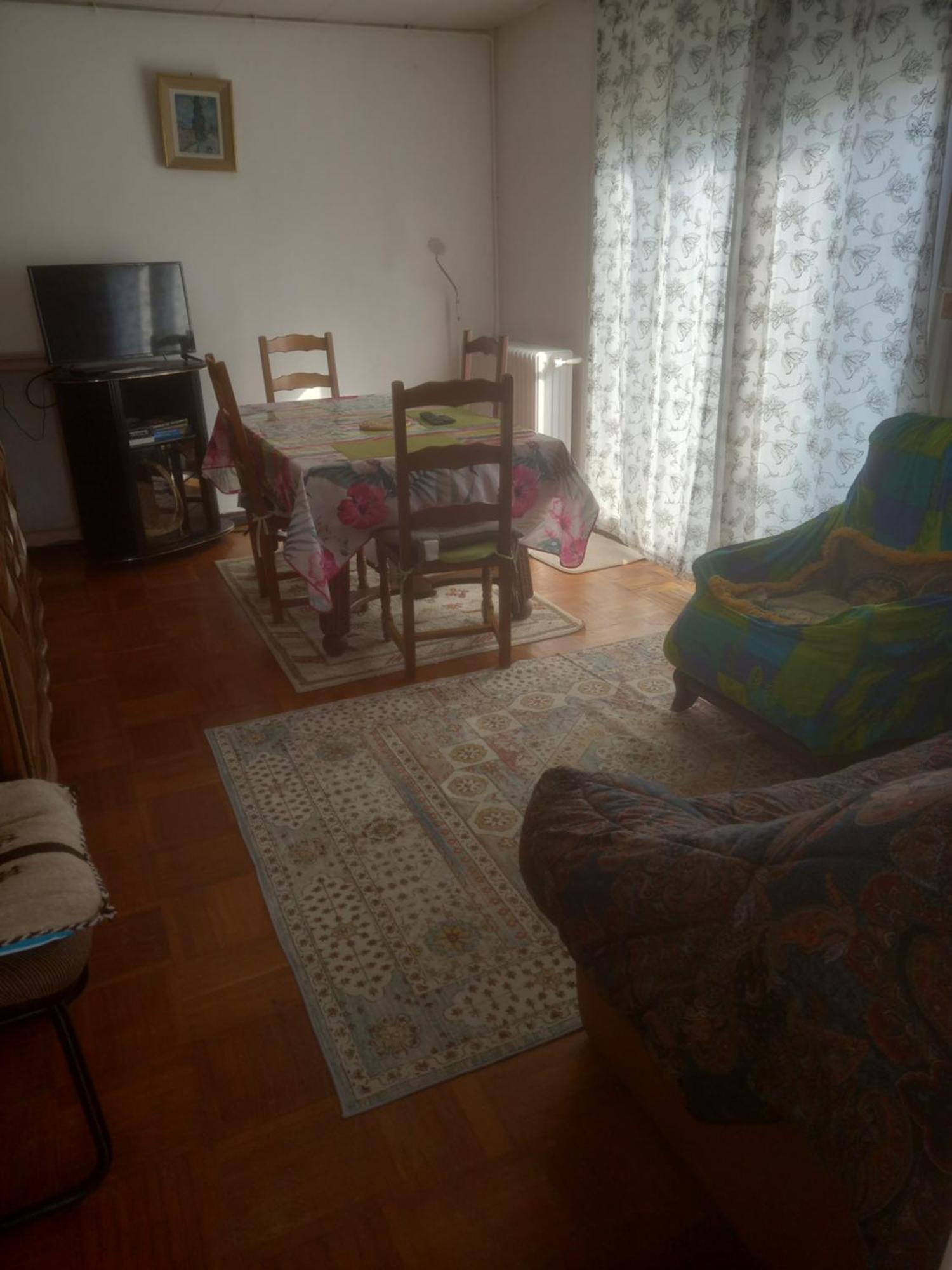 Spacieux Appartement 4 Pieces Бове Екстериор снимка