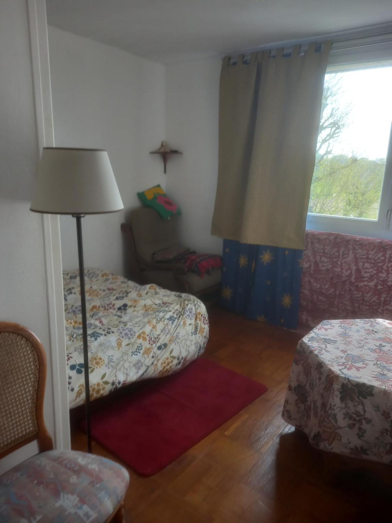 Spacieux Appartement 4 Pieces Бове Екстериор снимка